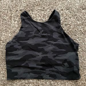 Athleta Conscious Crop. Size Large (meant for dd-ddd)